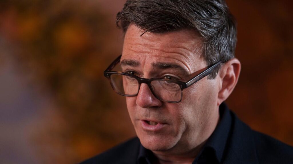 De Papandreu al alcalde de Manchester, por Xavi Casinos