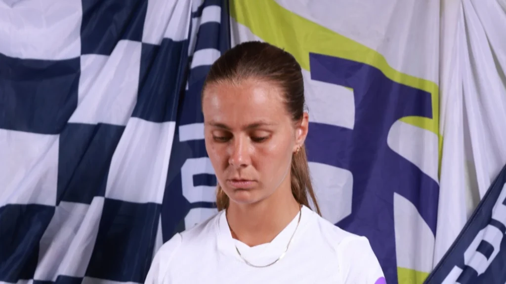 Victoria Pelova se une al Tottenham Hotspur | BWSL image: Beth Mead joins Manchester City