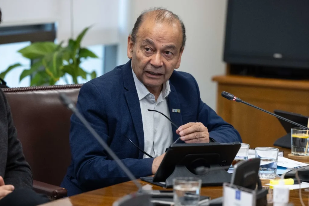 Ricardo Celis pide reforzar los resguardos ambientales de la Megarreforma Ricardo Celis pide reforzar los resguardos ambientales de la Megarreforma: «Debe ser una ley de país y no de un sector político»