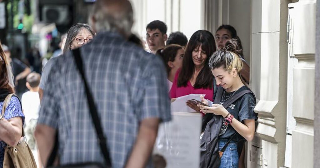 Detener los efectos de la ‘ley de nietos’ Detener los efectos de la 'ley de nietos'