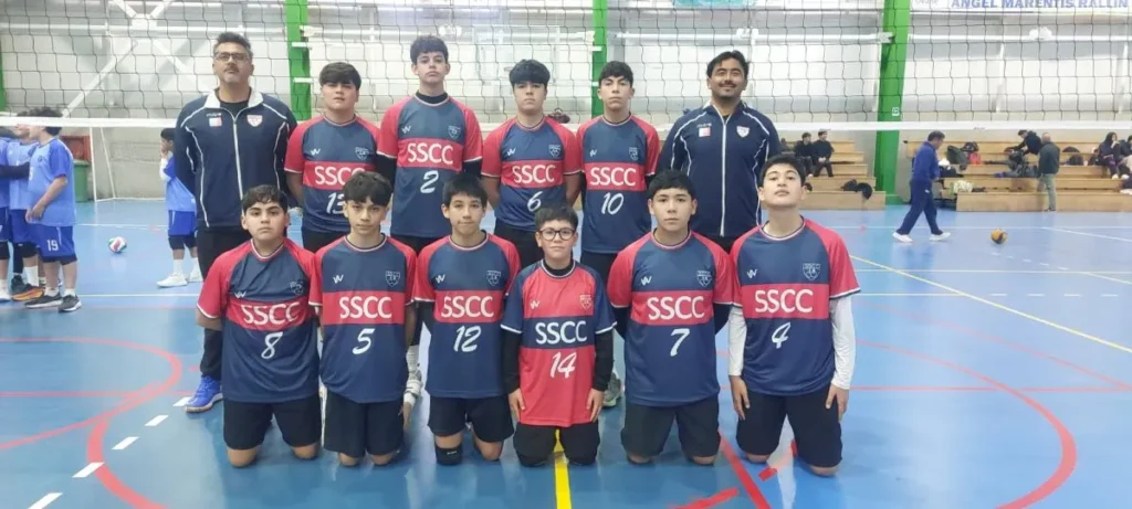 SS.CC hace historia en el voleibol escolar SS.CC hace historia en el voleibol escolar