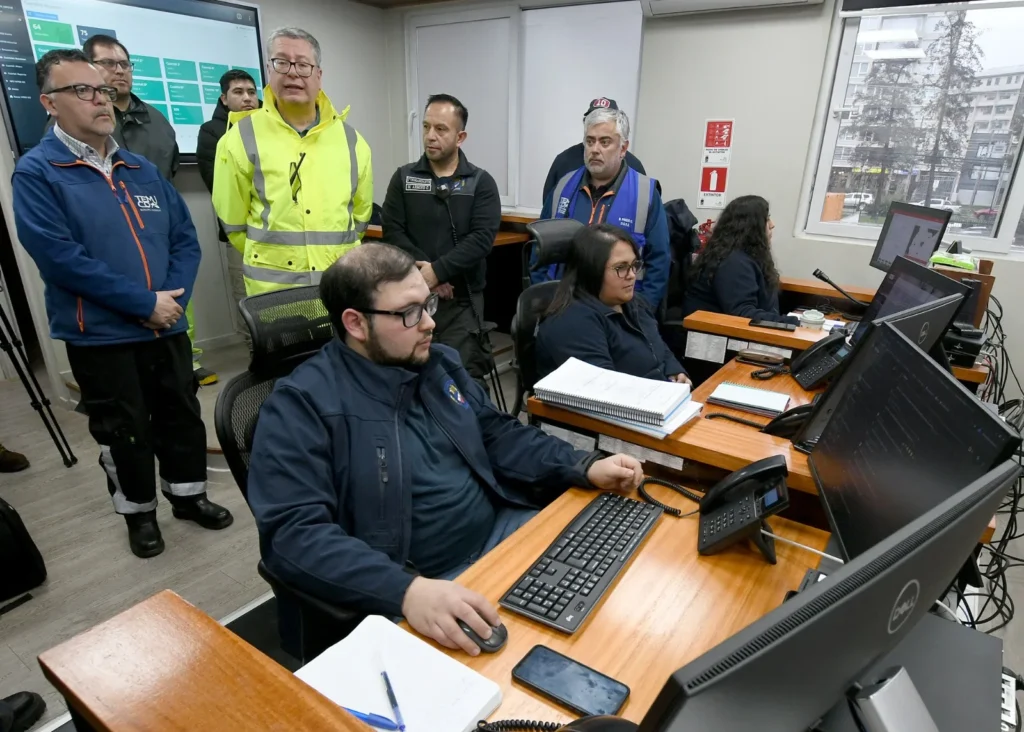 Sistema frontal Temuco: municipio despliega equipos preventivos