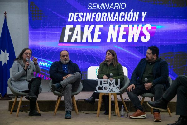 Temuco debate impacto de las fake news en la democracia y el periodismo Temuco debate impacto de las fake news en la democracia y el periodismo